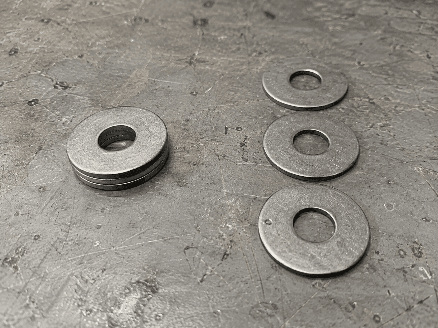 Why Do Flat Parts Stick Together During Mass Finishing?