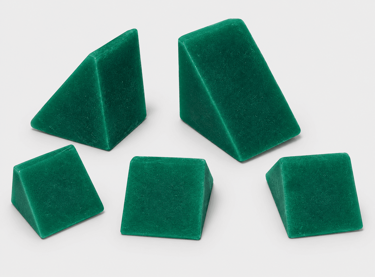 Triangle plastic finishing media — enhanced supplier photograph