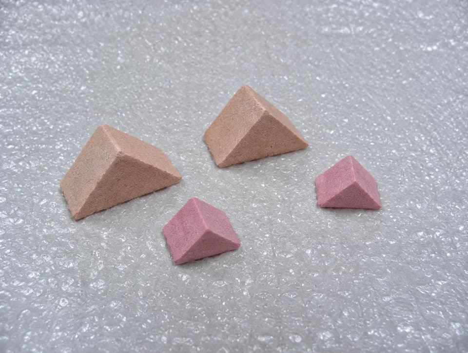 Triangle synthetic finishing media — enhanced supplier photograph